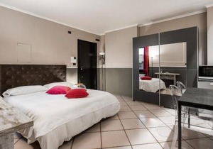 Studio Fusari a Piazza Maggiore by Wonderful Italy