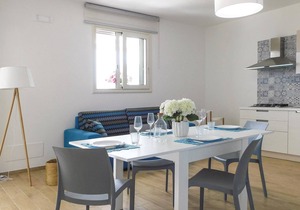 This holiday apartment is equipped with every comfort for a relaxing holiday by the sea.