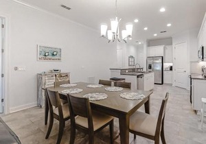 Updated Townhome near the Ocean w/Private Patio, Shared Pool, Central A/C