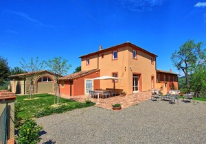 Villa Bonriposo by PosarelliVillas