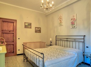 Holiday Diano San Pietro Persons Farmhouse | Diano San Pietro