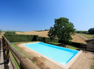 Trianon Country | Corbara