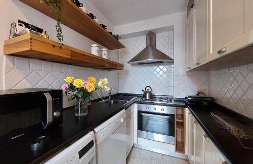 Quartiere Coppede Apartment | 100 m² Apartment ∙ 2 bedrooms ∙ 5 guests