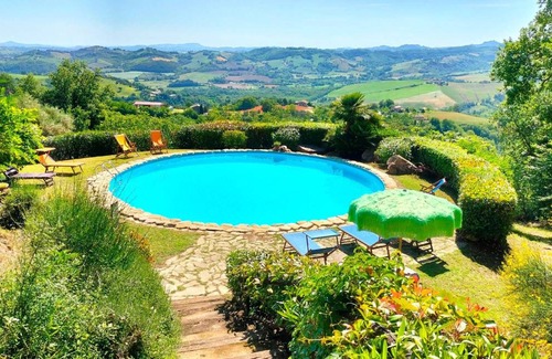 Penna San Giovanni Apartment | 100 m² Apartment ∙ 2 bedrooms ∙ 4 guests