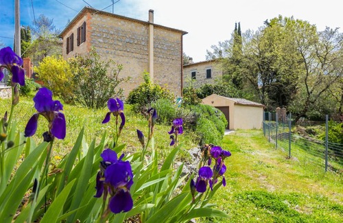 Montefollonico Other | 100 m² Accommodation ∙ 3 bedrooms ∙ 5 guests