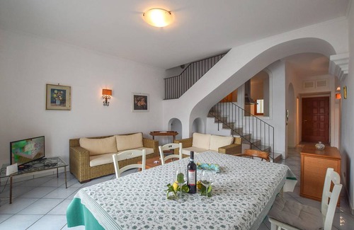 Ischia Porto Apartment | 100 m² Apartment ∙ 2 bedrooms ∙ 5 guests