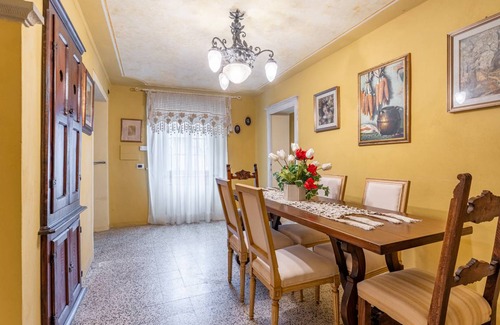 Molazzana Apartment | 100 m² Apartment ∙ 2 bedrooms ∙ 5 guests