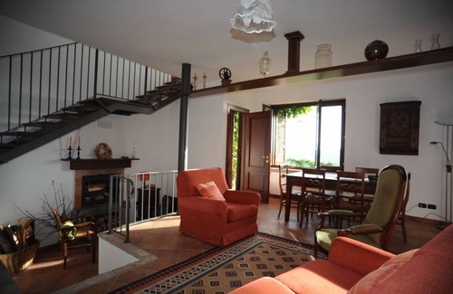 Trezzo Tinella House | 100 m² House ∙ 2 bedrooms ∙ 6 guests