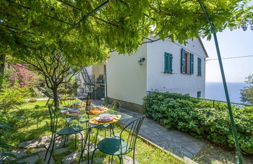 Pieve Ligure House | 100 m² Maisonette ∙ 3 bedrooms ∙ 8 guests