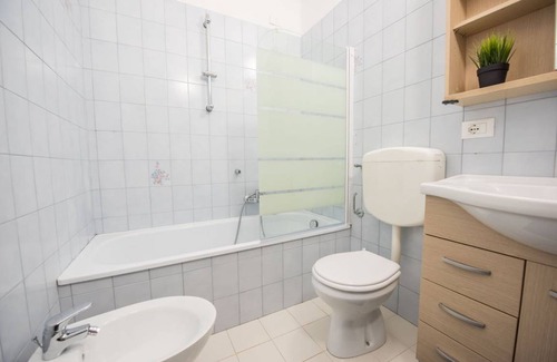 Colugna Resort | 100 m² Private room ∙ 1 bedroom ∙ 5 guests