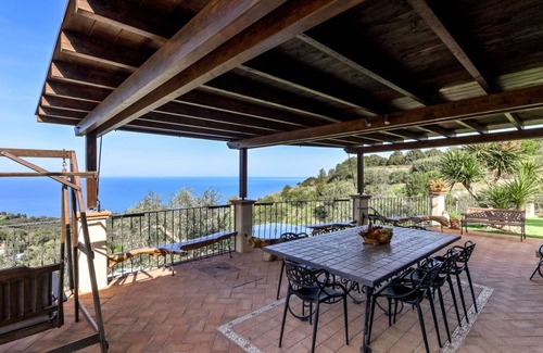 Monte Argentario Villa | 100 m² Villa ∙ 4 bedrooms ∙ 8 guests