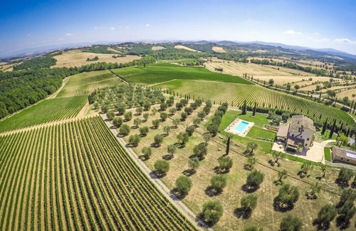 Sarteano Villa | 1050 m² Villa ∙ 13 bedrooms ∙ 26 guests