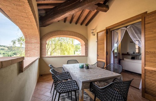 Trequanda Apartment | 108 m² Apartment ∙ 2 bedrooms ∙ 4 guests