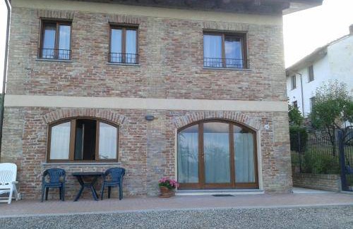 Agliano Terme House | 110 m² House ∙ 2 bedrooms ∙ 5 guests