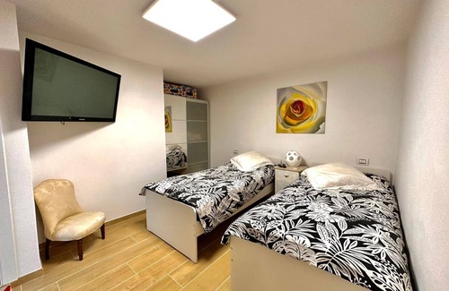 Serramazzoni House | 110 m² House ∙ 2 bedrooms ∙ 5 guests