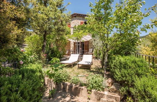 Villa A Sesta House | 110 m² House ∙ 2 bedrooms ∙ 4 guests