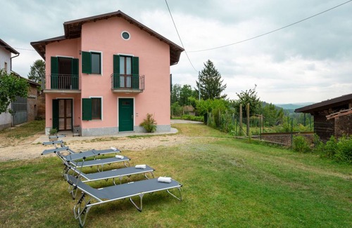 Cortiglione Other | 120 m² Accommodation ∙ 3 bedrooms ∙ 5 guests