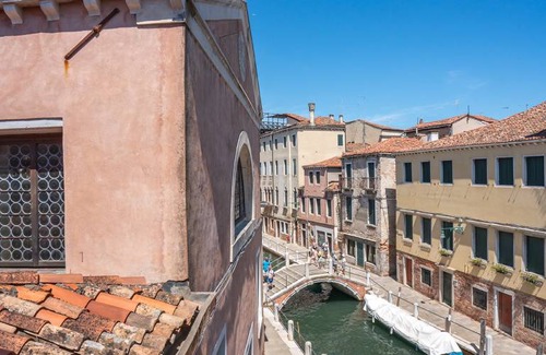 Dorsoduro Apartment | 120 m² Apartment ∙ 2 bedrooms ∙ 5 guests