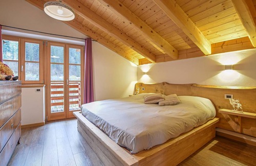 Terzolas House | 120 m² House ∙ 2 bedrooms ∙ 6 guests