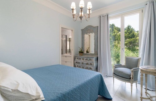 Bussana Villa | 120 m² Villa ∙ 1 bedroom ∙ 4 guests