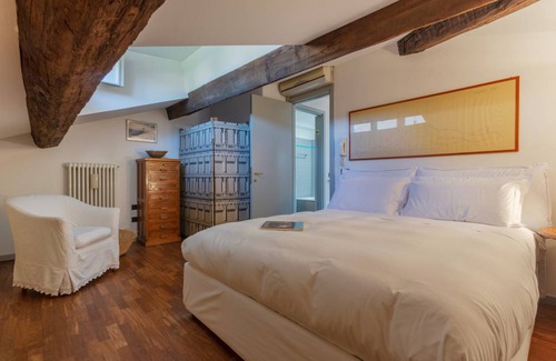 Ferrara Historic Centre Apartment | 126 m² Apartment ∙ 2 bedrooms ∙ 5 guests