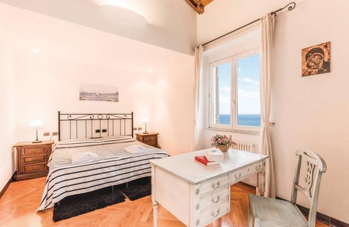 Rapallo Apartment | 130 m² Apartment ∙ 2 bedrooms ∙ 6 guests