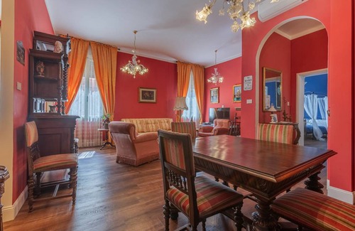 Ferrara Historic Centre Apartment | 130 m² Apartment ∙ 3 bedrooms ∙ 8 guests