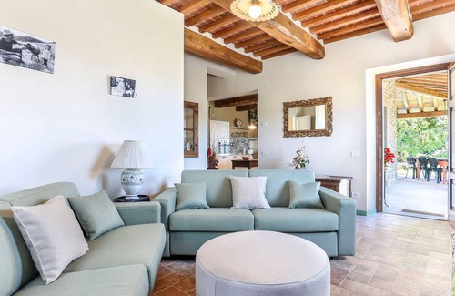 Molazzana House | 130 m² House ∙ 4 bedrooms ∙ 8 guests