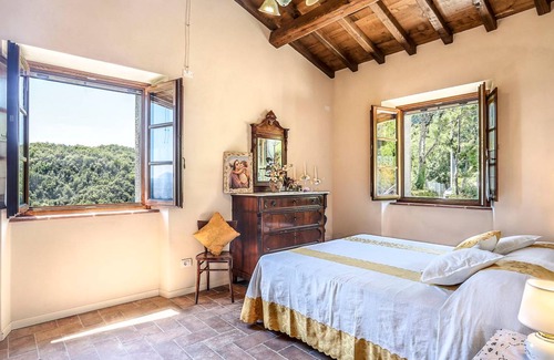 Molazzana House | 130 m² House ∙ 4 bedrooms ∙ 8 guests