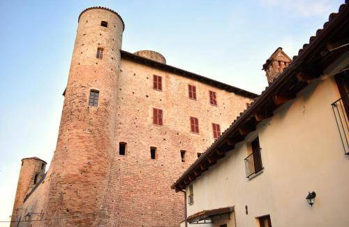 Castiglione Falletto House | 136 m² House ∙ 2 bedrooms ∙ 6 guests