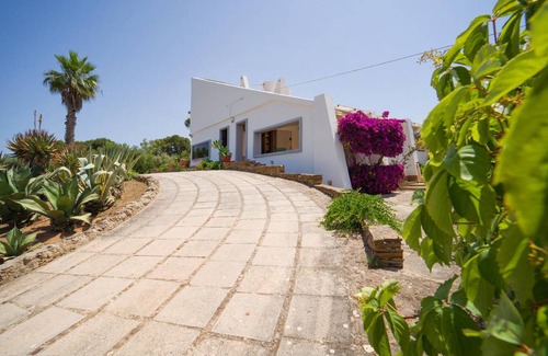 Spano House | 140 m² House ∙ 4 bedrooms ∙ 7 guests