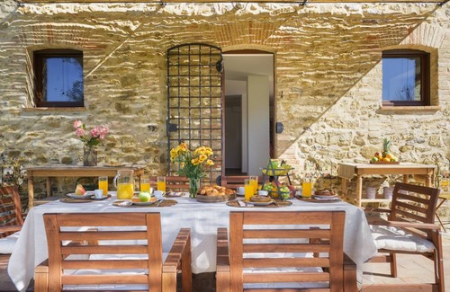 Corbara Villa | 140 m² Villa ∙ 3 bedrooms ∙ 6 guests