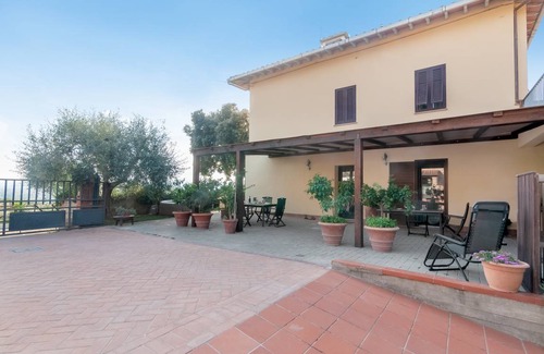 Gorgognano House | 145 m² House ∙ 4 bedrooms ∙ 9 guests