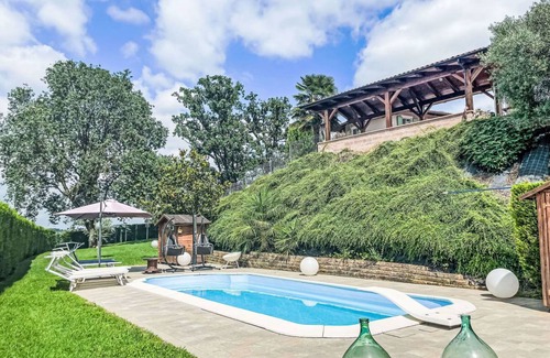 Portacomaro Other | 150 m² Accommodation ∙ 3 bedrooms ∙ 10 guests