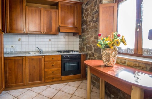 Acqualoreto House | 150 m² House ∙ 1 bedroom ∙ 8 guests