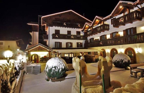 Primiero San Martino di Castrozza Hotel | 16 m² Hotel ∙ 2 guests