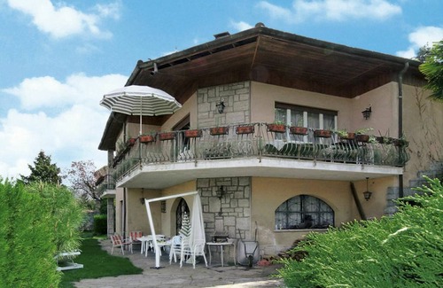 Porto Valtravaglia Other | 160 m² Accommodation ∙ 4 bedrooms ∙ 9 guests
