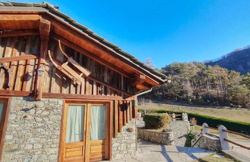 Montjovet Bed & Breakfast | 160 m² Bed and breakfast ∙ 5 bedrooms ∙ 13 guests