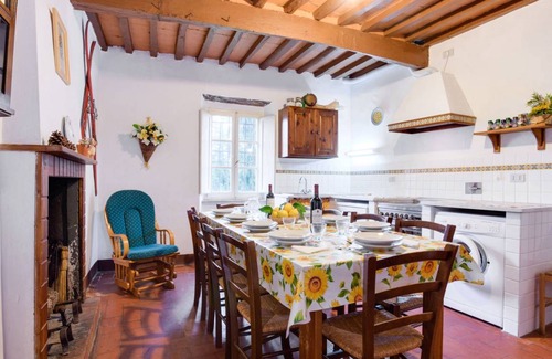 Mologno House | 160 m² House ∙ 4 bedrooms ∙ 9 guests