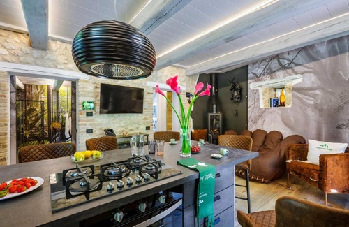 Sarnano House | 160 m² House ∙ 2 bedrooms ∙ 6 guests