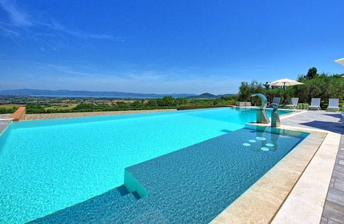 Panicale Villa | 160 m² Villa ∙ 4 bedrooms ∙ 11 guests