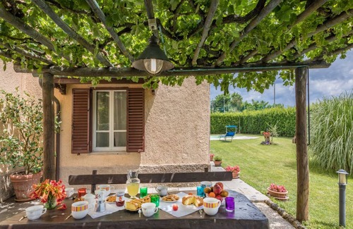Scalvaia Villa | 160 m² Villa ∙ 5 bedrooms ∙ 8 guests