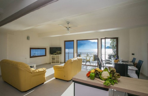 Menaggio Apartment | 165 m² Apartment ∙ 3 bedrooms ∙ 6 guests