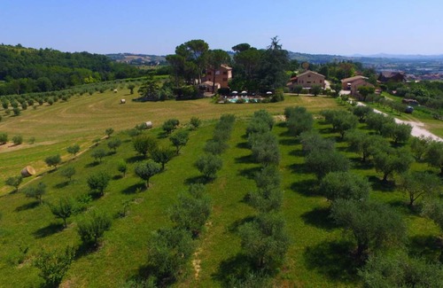 Falerone House | 170 m² House ∙ 6 bedrooms ∙ 16 guests