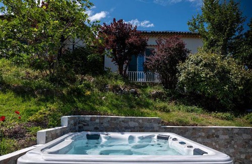 Castel d'Aiano Bed & Breakfast | 18 m² Bed and breakfast ∙ 2 guests