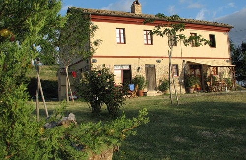 Montecarotto Apartment | 180 m² Apartment ∙ 3 bedrooms ∙ 8 guests