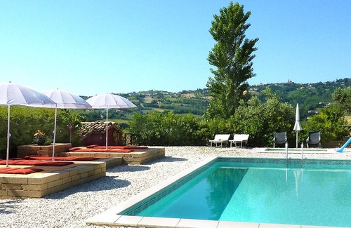 Montecarotto Apartment | 180 m² Apartment ∙ 3 bedrooms ∙ 8 guests