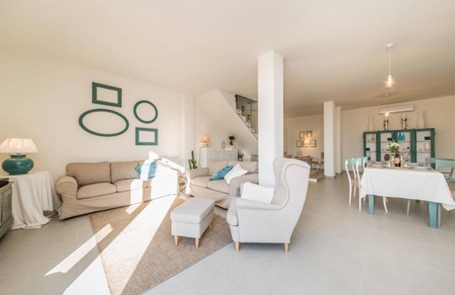 Montelupone Villa | 180 m² Villa ∙ 4 bedrooms ∙ 10 guests