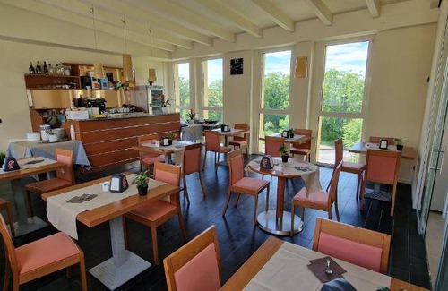 Ponte Taro Hotel | 19 m² Hotel ∙ 3 guests
