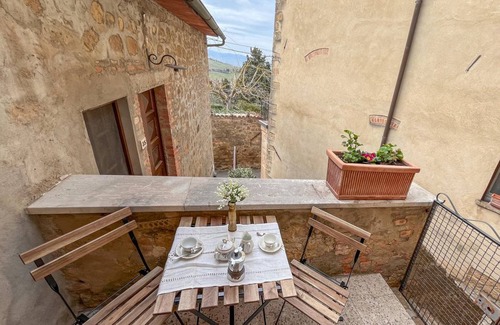 Monticchiello Apartment | 195 m² Apartment ∙ 3 bedrooms ∙ 8 guests